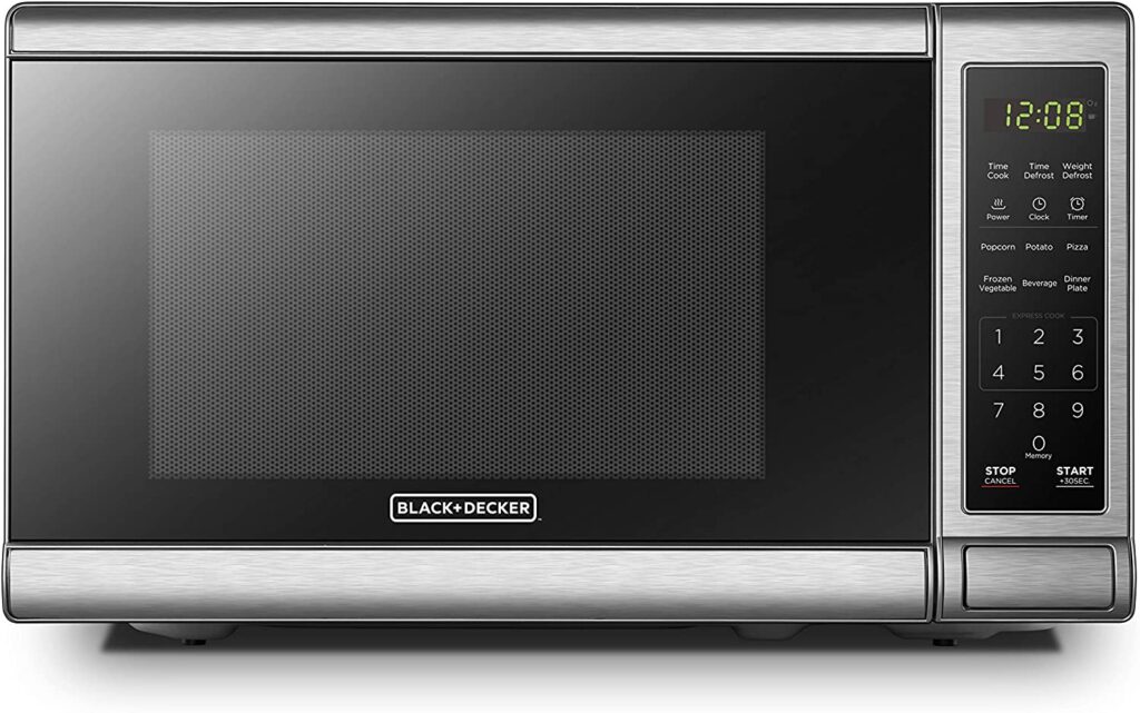 BLACK+DECKER EM720CB7 Review - 700-Watt Microwave Oven