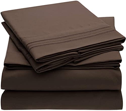 Elegant Decor Luxurious Hotel Quality Microfiber 4 Piece Bed Sheet Set Super Soft 300 GSM Extra Deep Pocket Queen Sheets Fit up to 13”-15” Inch Mattress